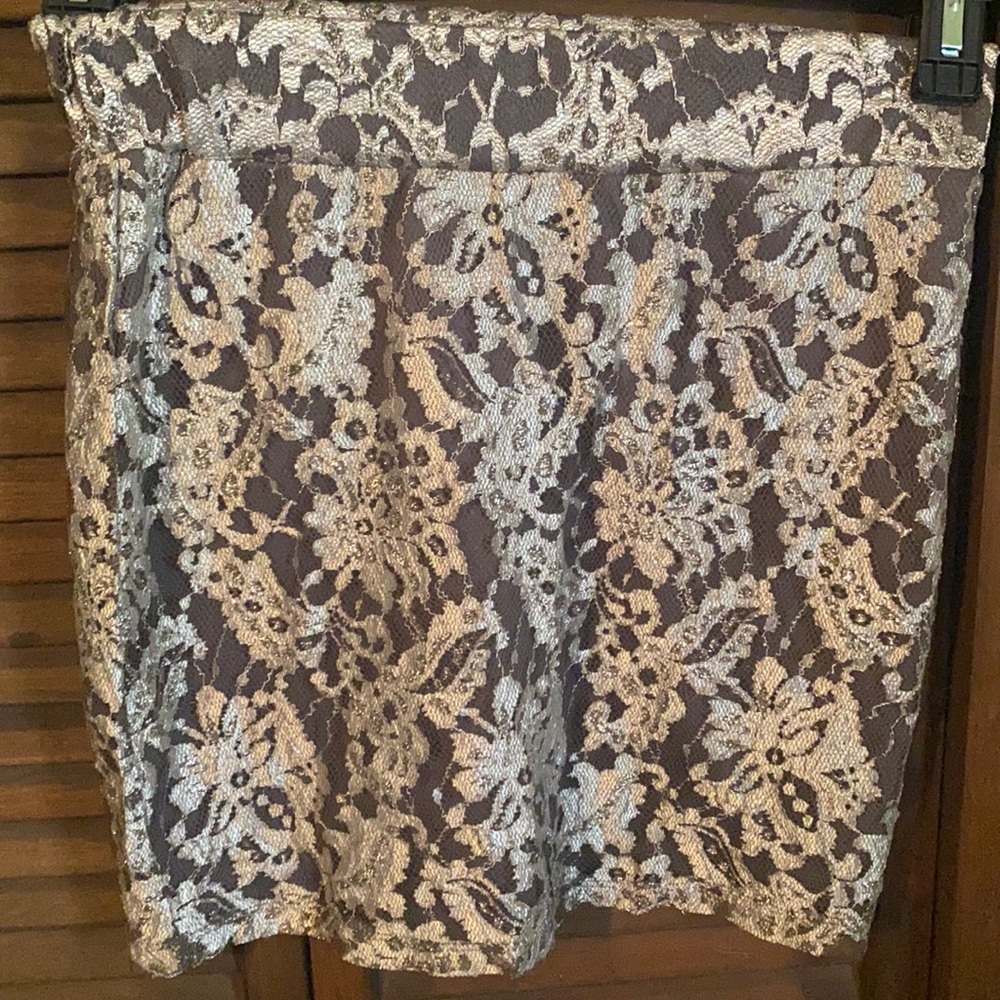 Grey/silver lace design mimi skirt